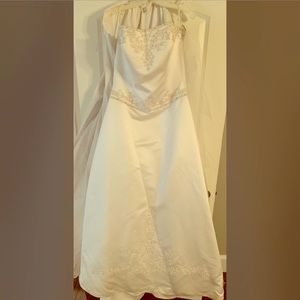 Michaelangelo Wedding dress and veil